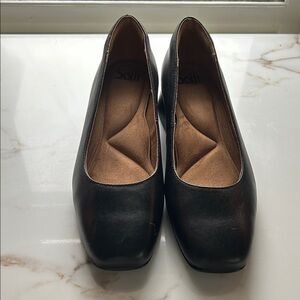 Sofft Women's Classic Black Flats